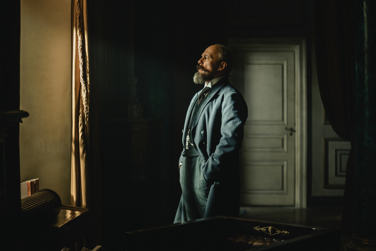 "Хроники русской революции": большое путешествие в прошлое на телеканале "Россия" "Хроники русской революции": большое путешествие в прошлое на телеканале "Россия"