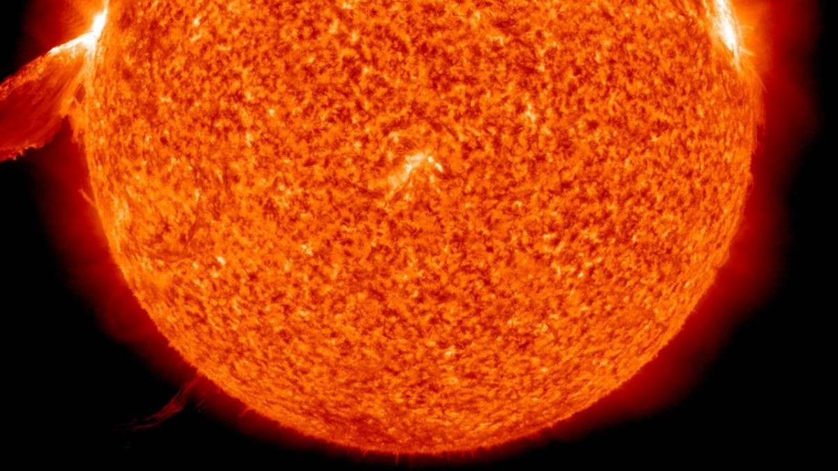 Магнитная буря в октябре: через несколько часов Землю накроет геошторм