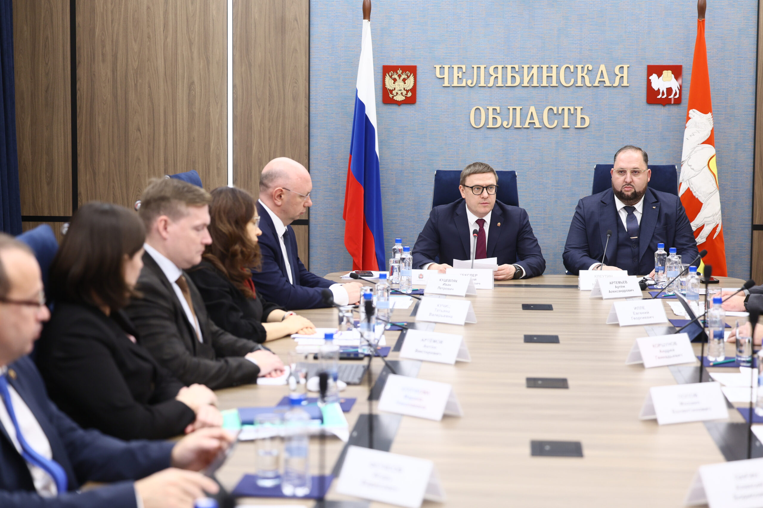 Алексей Текслер обсудил развитие малого и среднего бизнеса с активом "Опоры России" Алексей Текслер обсудил развитие малого и среднего бизнеса с активом "Опоры России"