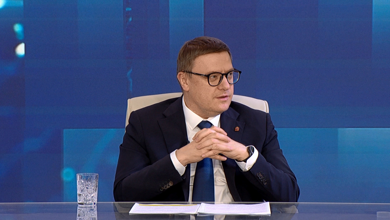 До прямой линии с губернатором Алексеем Текслером осталось несколько часов