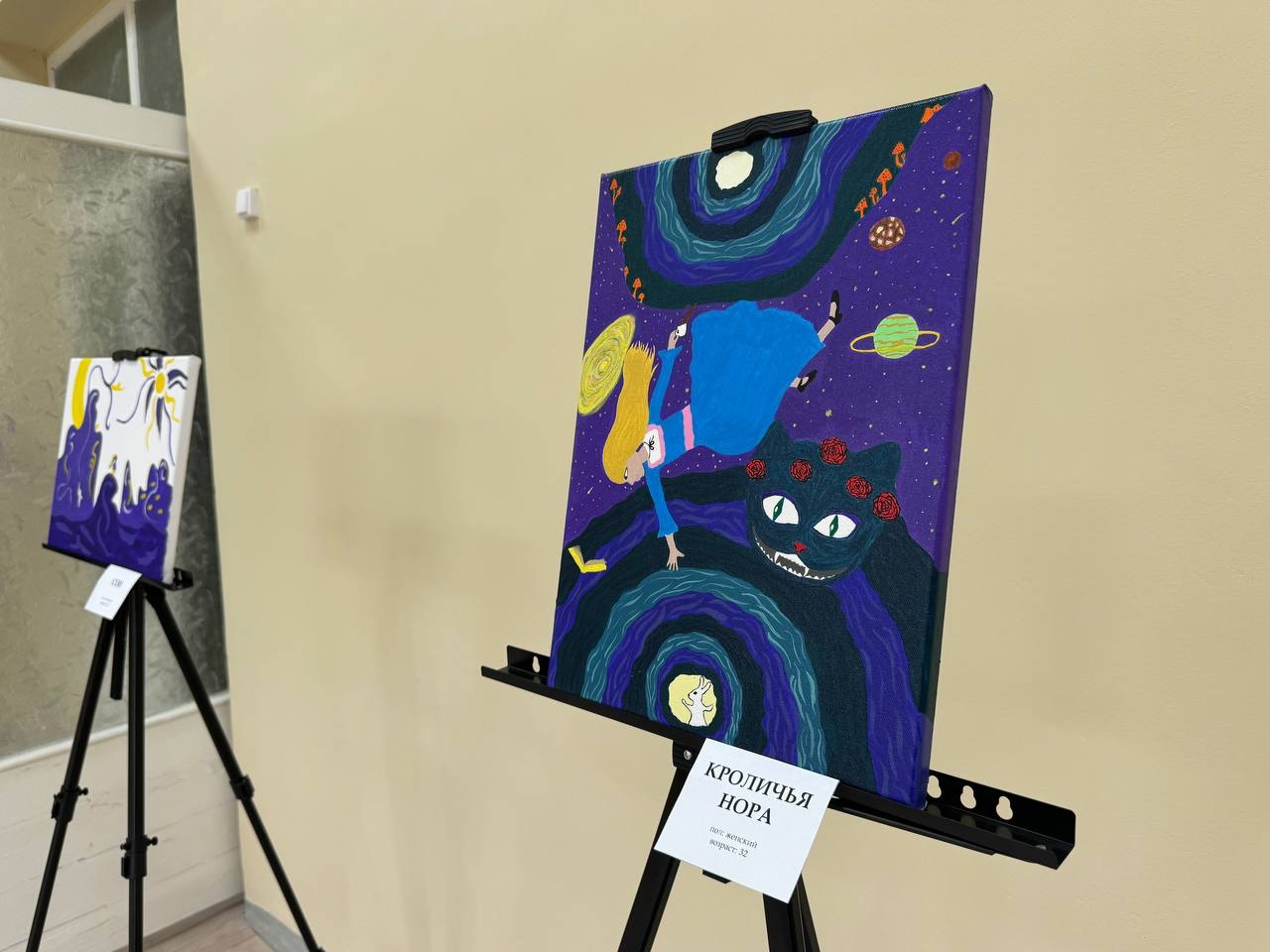 Искусство лечит: пациенты челябинской психоневрологической больницы создали выставку рисунков