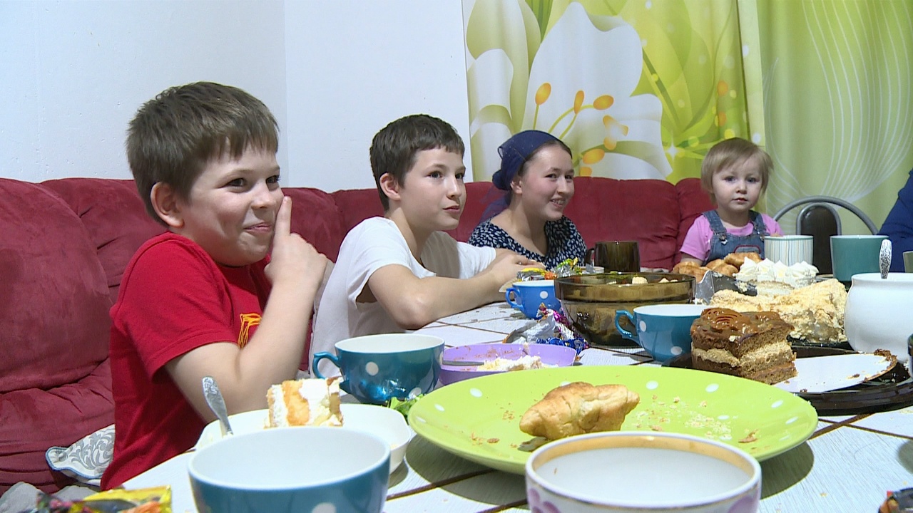 Не просто мама, а настоящий герой: жительница Челябинска родила 12 детей