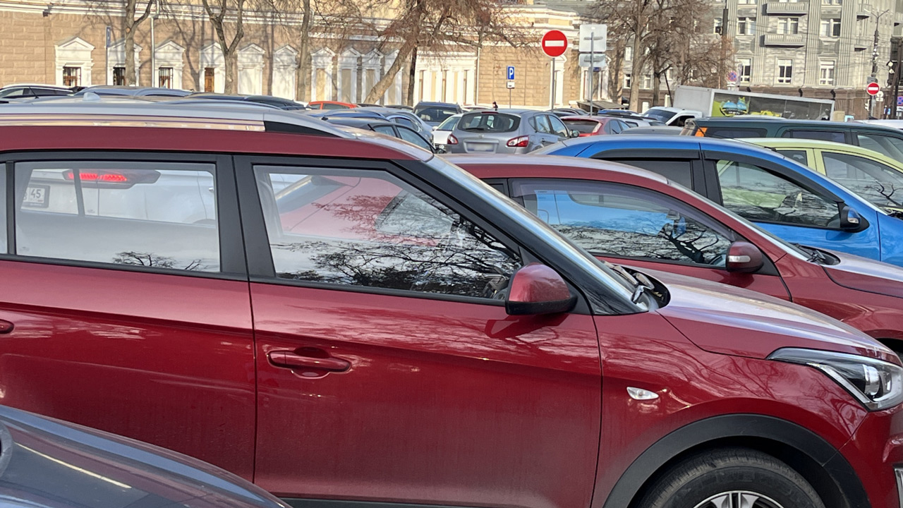 В Челябинске начался первый этап организации платных парковок