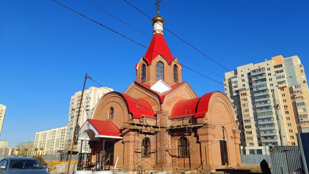 Новый храм строят на Тополиной аллее в Челябинске