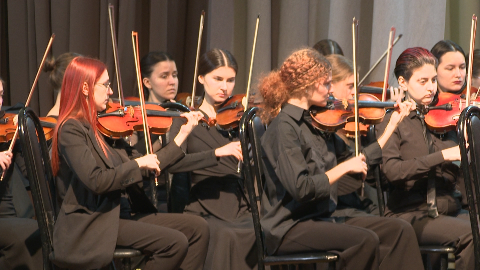 Студентам магнитогорской консерватории вручили стипендию Михаила Глинки