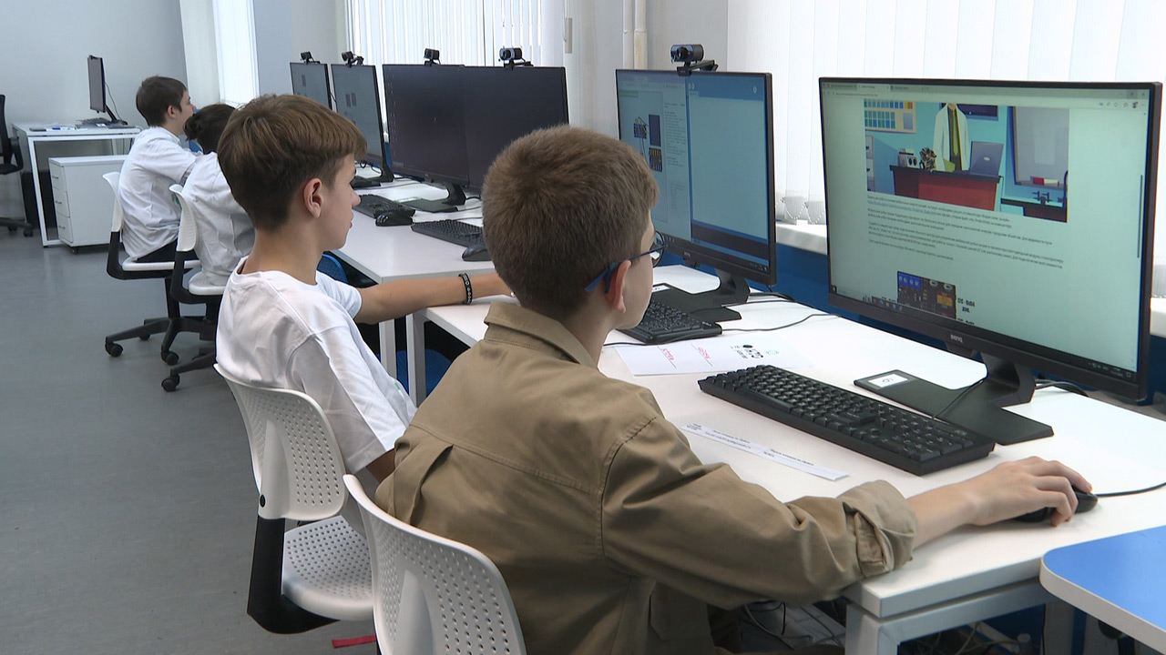 Школьники Челябинска стали участниками Национальной технологической олимпиады