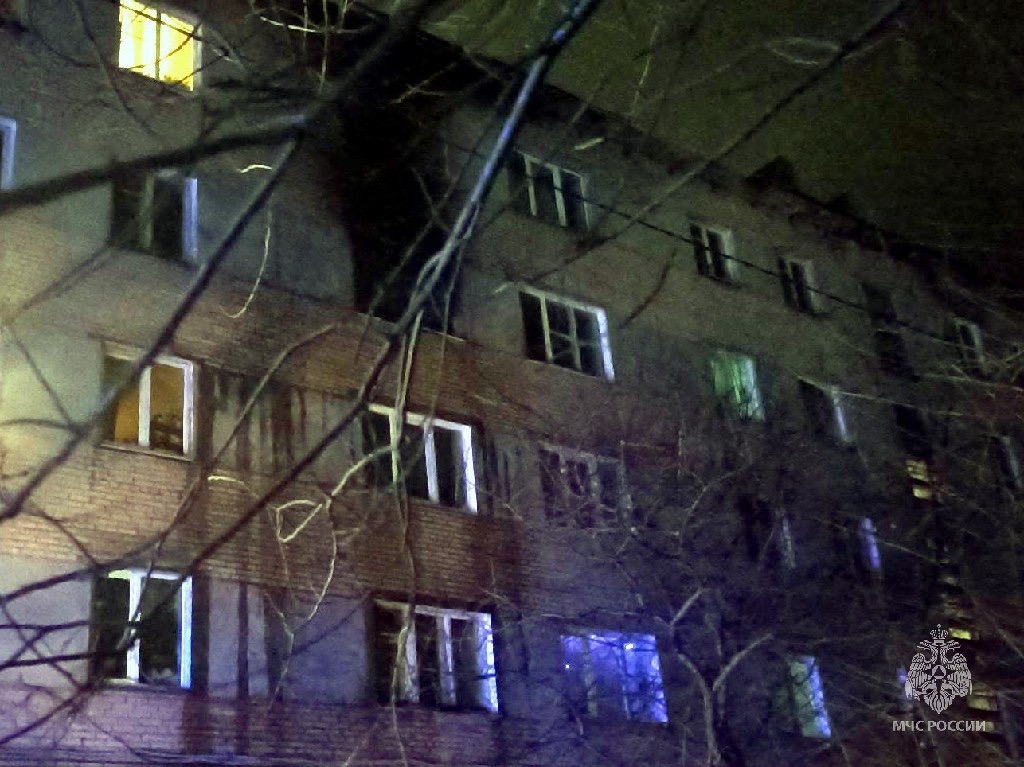 Надышались дымом: в Чебаркуле два человека погибли из-за пожара у соседей