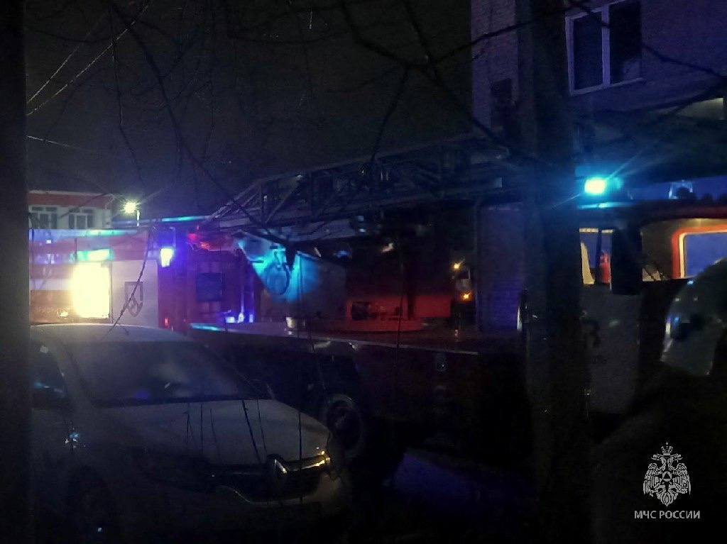 Надышались дымом: в Чебаркуле два человека погибли из-за пожара у соседей