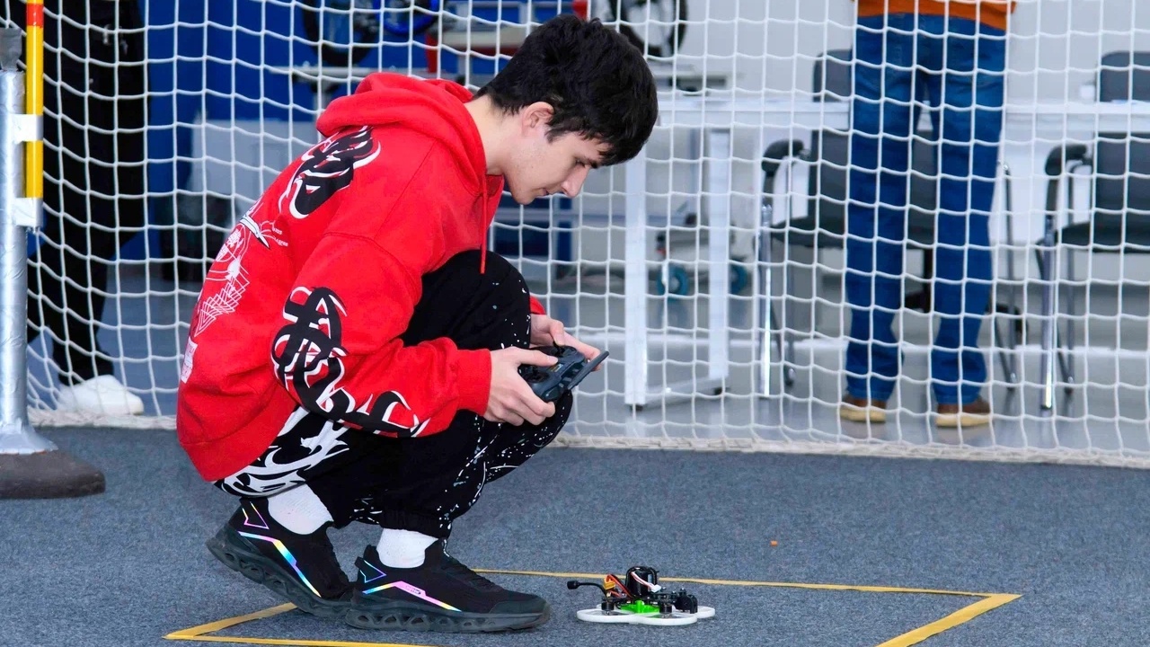 В Челябинске выбрали лучших юных операторов беспилотников