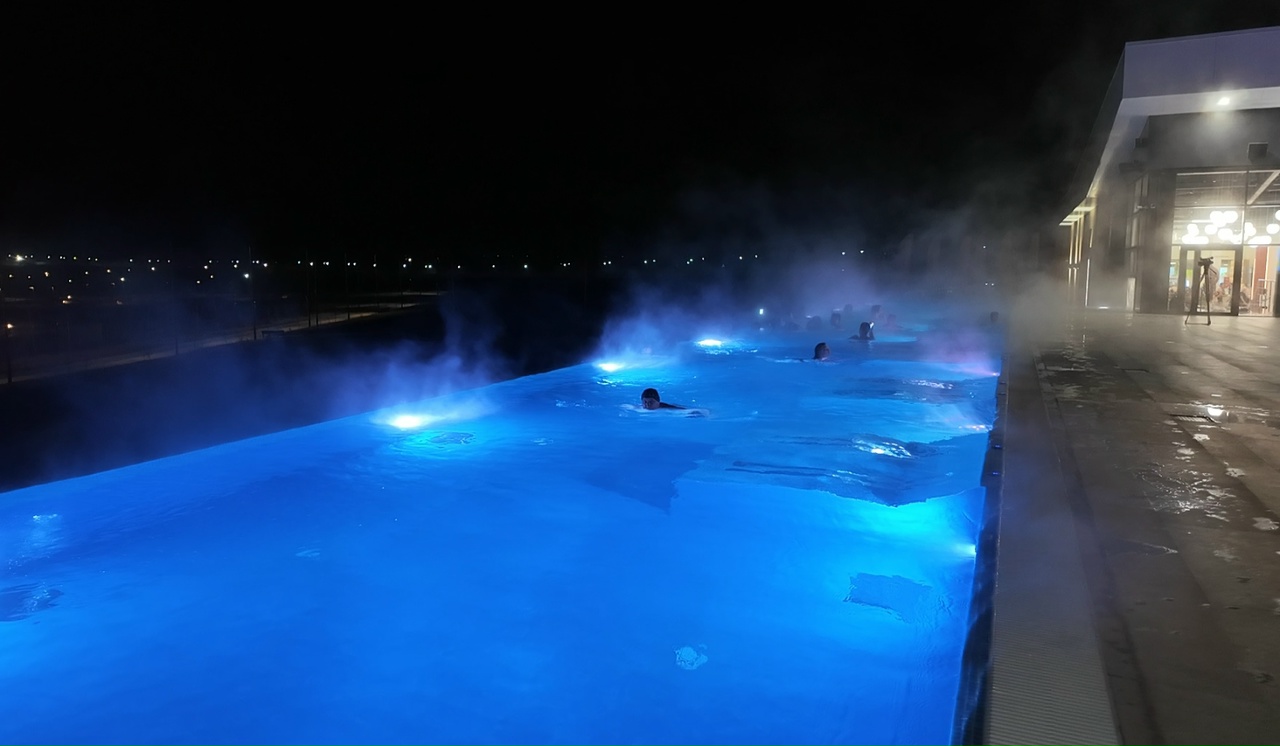 Бассейны под открытым небом появились в магнитогорском парке "Притяжение"