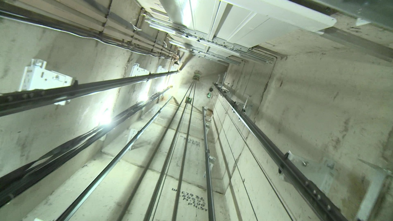 Почти шестьсот старых лифтов заменили в Челябинске