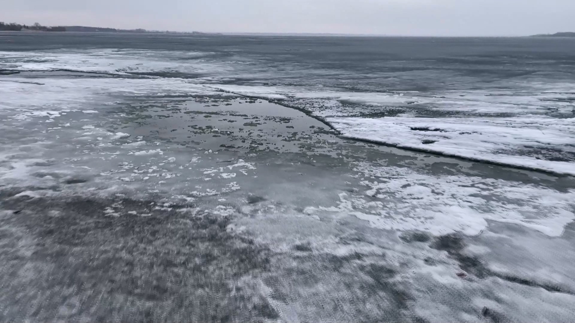 В МЧС назвали ориентировочную дату, когда выход на лед в Челябинской области будет безопасным В МЧС назвали ориентировочную дату, когда выход на лед в Челябинской области будет безопасным