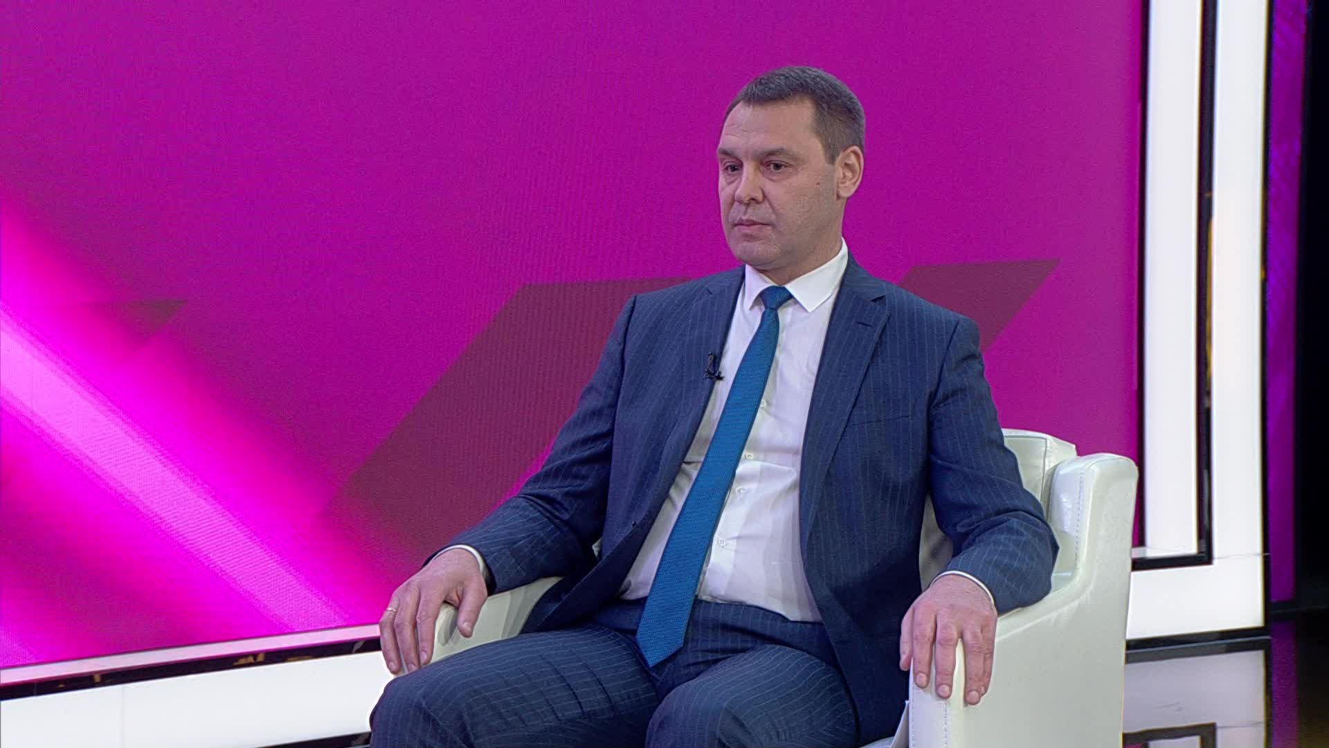 Южноуральские строители восстанавливают пострадавшие от обстрелов города ДНР