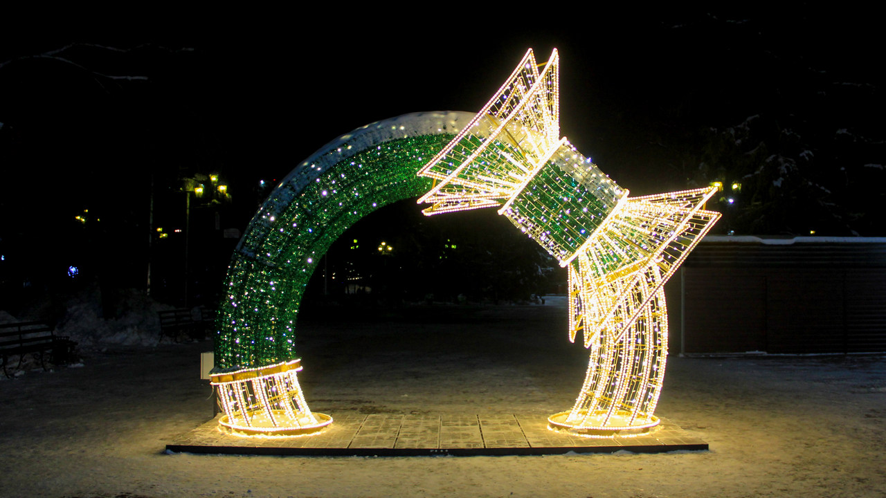 Челябинск вошел в топ-10 городов с лучшим оформлением к Новому году Челябинск вошел в топ-10 городов с лучшим оформлением к Новому году