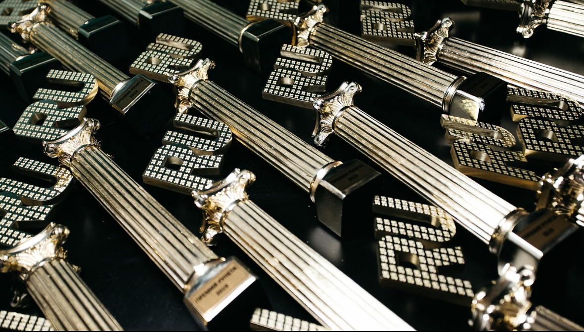 Рифат Сабитов принял участие в церемонии награждения лауреатов премии "Герои Рунета-2025" Рифат Сабитов принял участие в церемонии награждения лауреатов премии "Герои Рунета-2025"