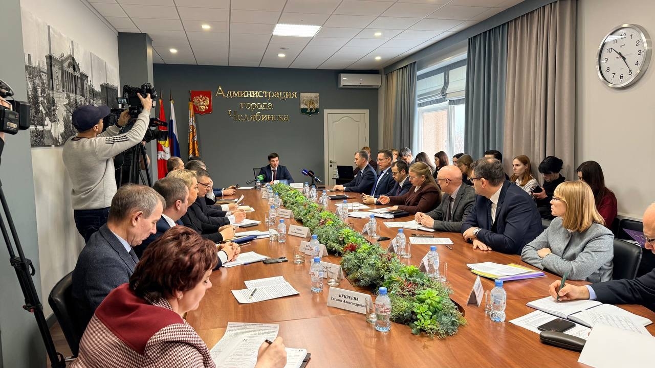 Коммунальщики Челябинска готовятся к аномальным морозам Коммунальщики Челябинска готовятся к аномальным морозам