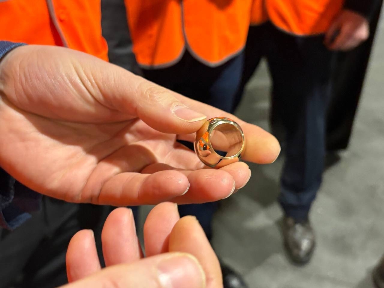 Депутаты Челябинской гордумы посетили предприятие по производству шаровых кранов