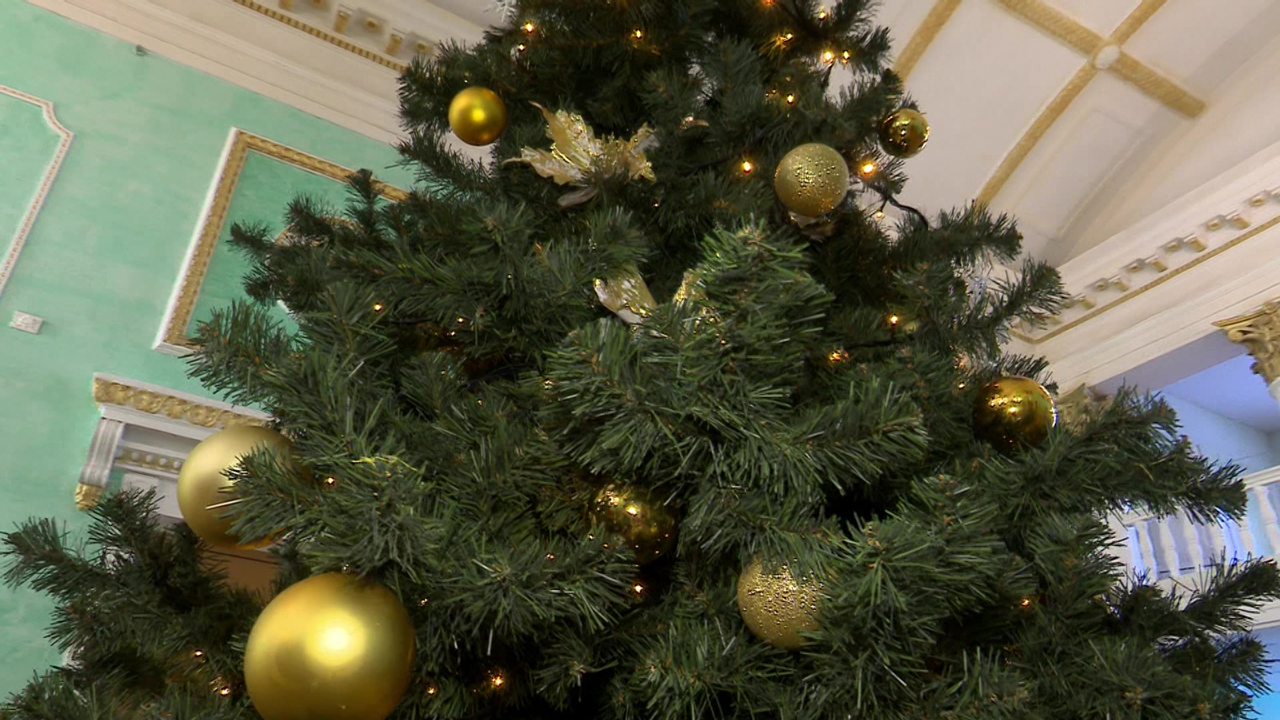 Рождественские елки главы города прошли в Челябинске Рождественские елки главы города прошли в Челябинске