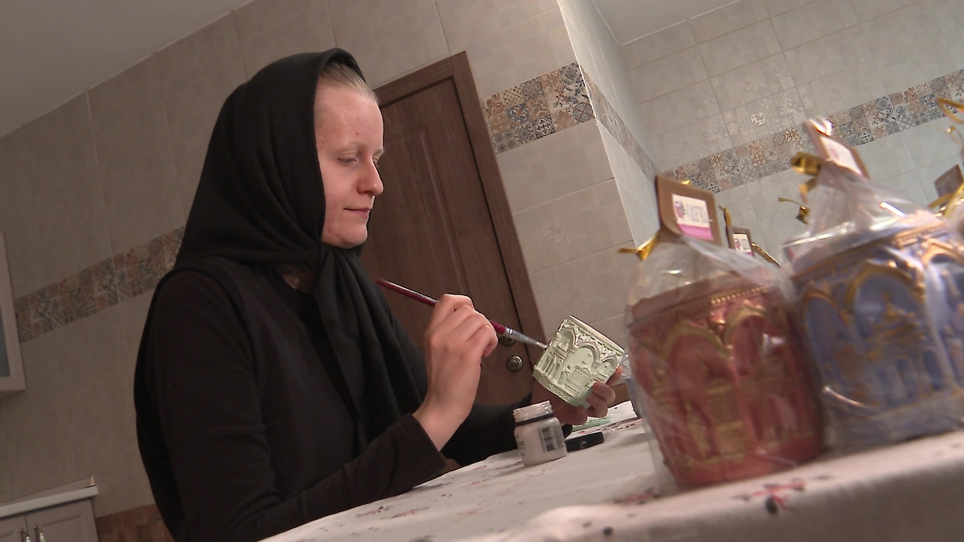 Монахини в Челябинске подготовили подарки ручной работы к Рождеству Монахини в Челябинске подготовили подарки ручной работы к Рождеству