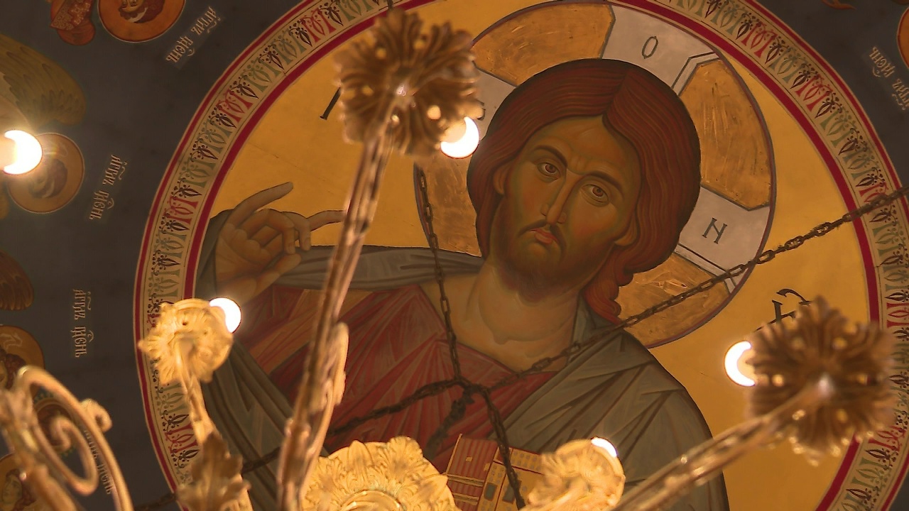 Профессионалы и самоучки: иконописцы из Челябинска поделились секретами мастерства