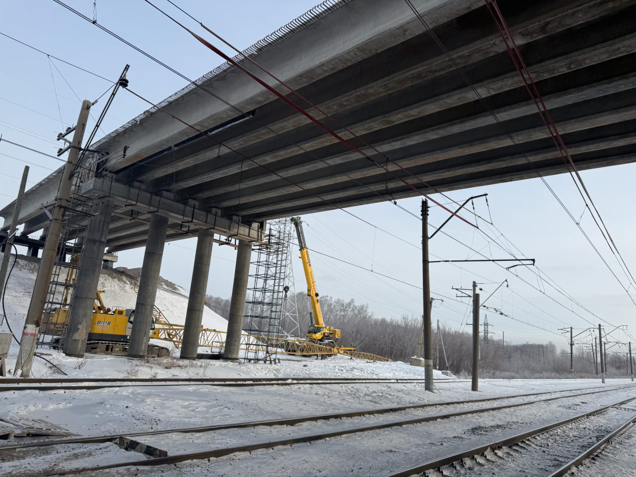 Новый мост через железную дорогу в Новосинеглазово достроят к концу лета