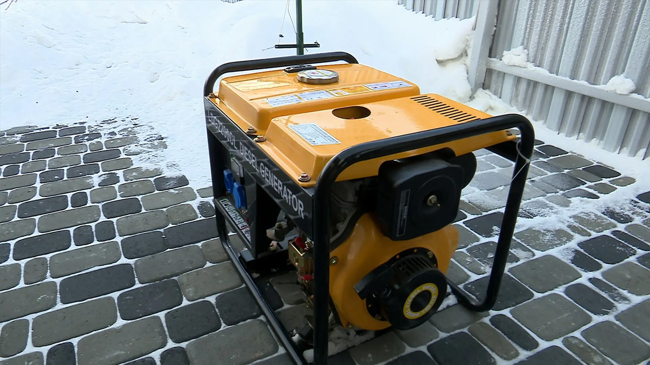 Замерзающая Малиновка: репортаж из деревни, которая осталась без электричества