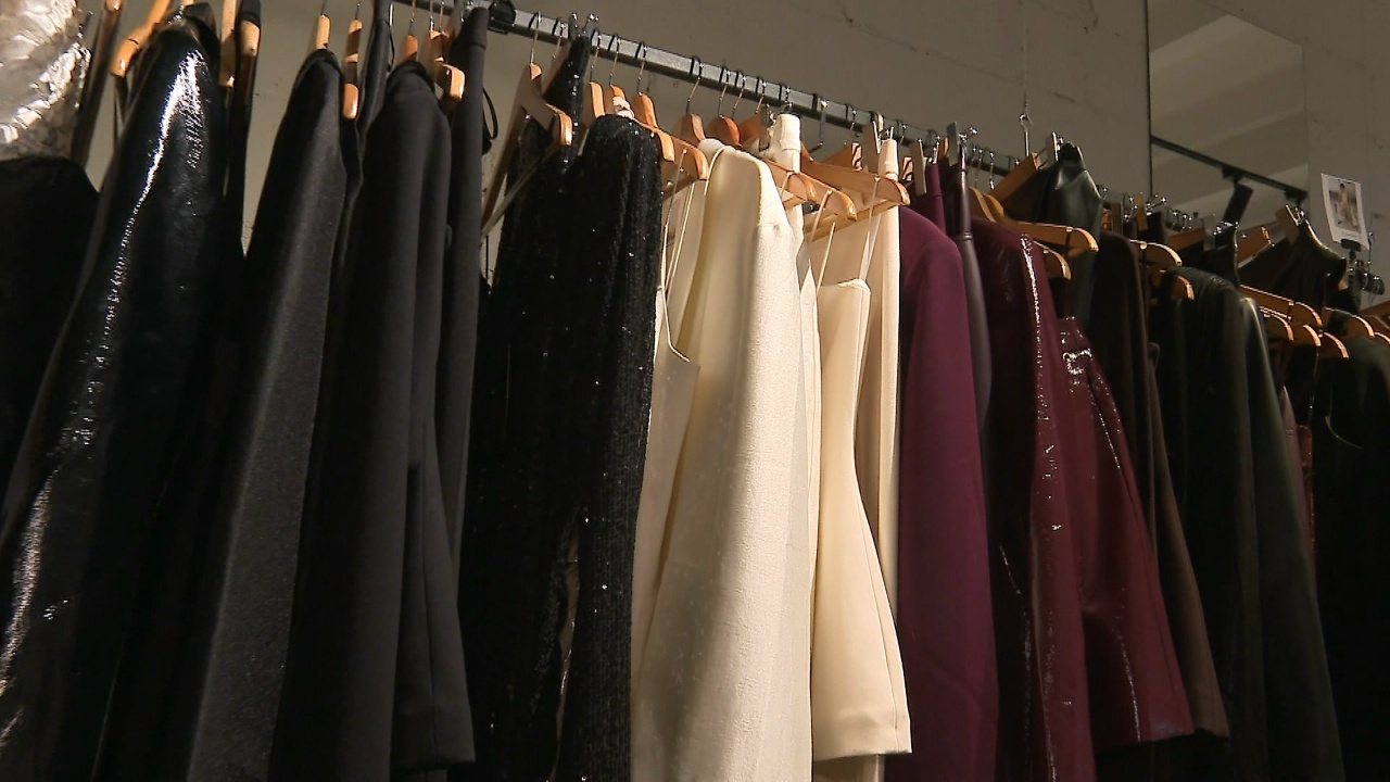 С чем сочетать нейтральный белый, объявленный главным цветом 2026 года