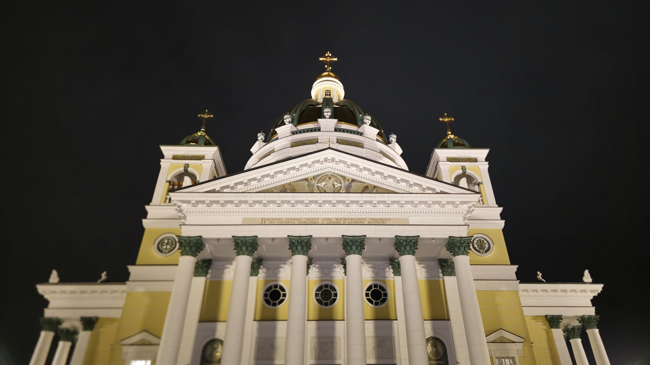 Сочельник и Рождество Христово: расписание богослужений в храмах Челябинска