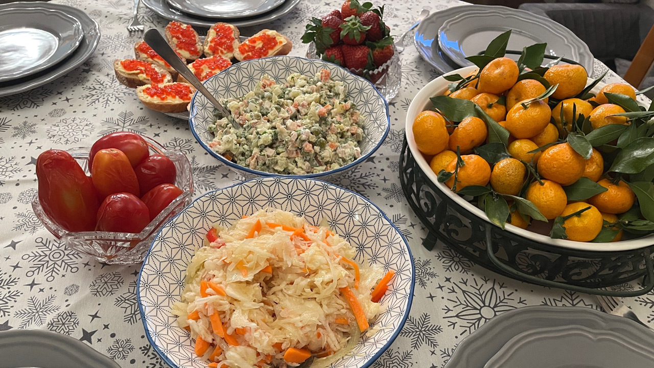 В преддверии старого Нового года челябинцам дали советы, как не переедать В преддверии старого Нового года челябинцам дали советы, как не переедать