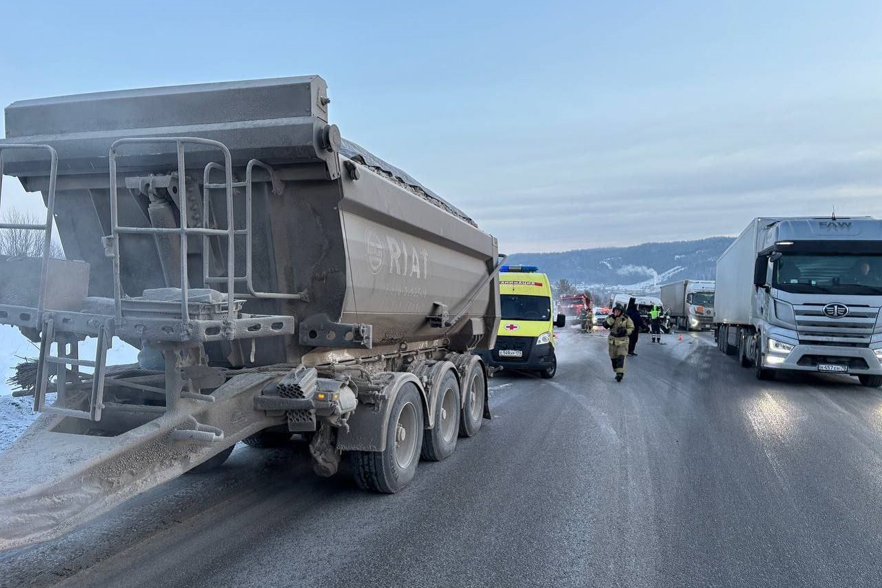 В Челябинске возбудили уголовное дело после смертельного ДТП на трассе М5 В Челябинске возбудили уголовное дело после смертельного ДТП на трассе М5