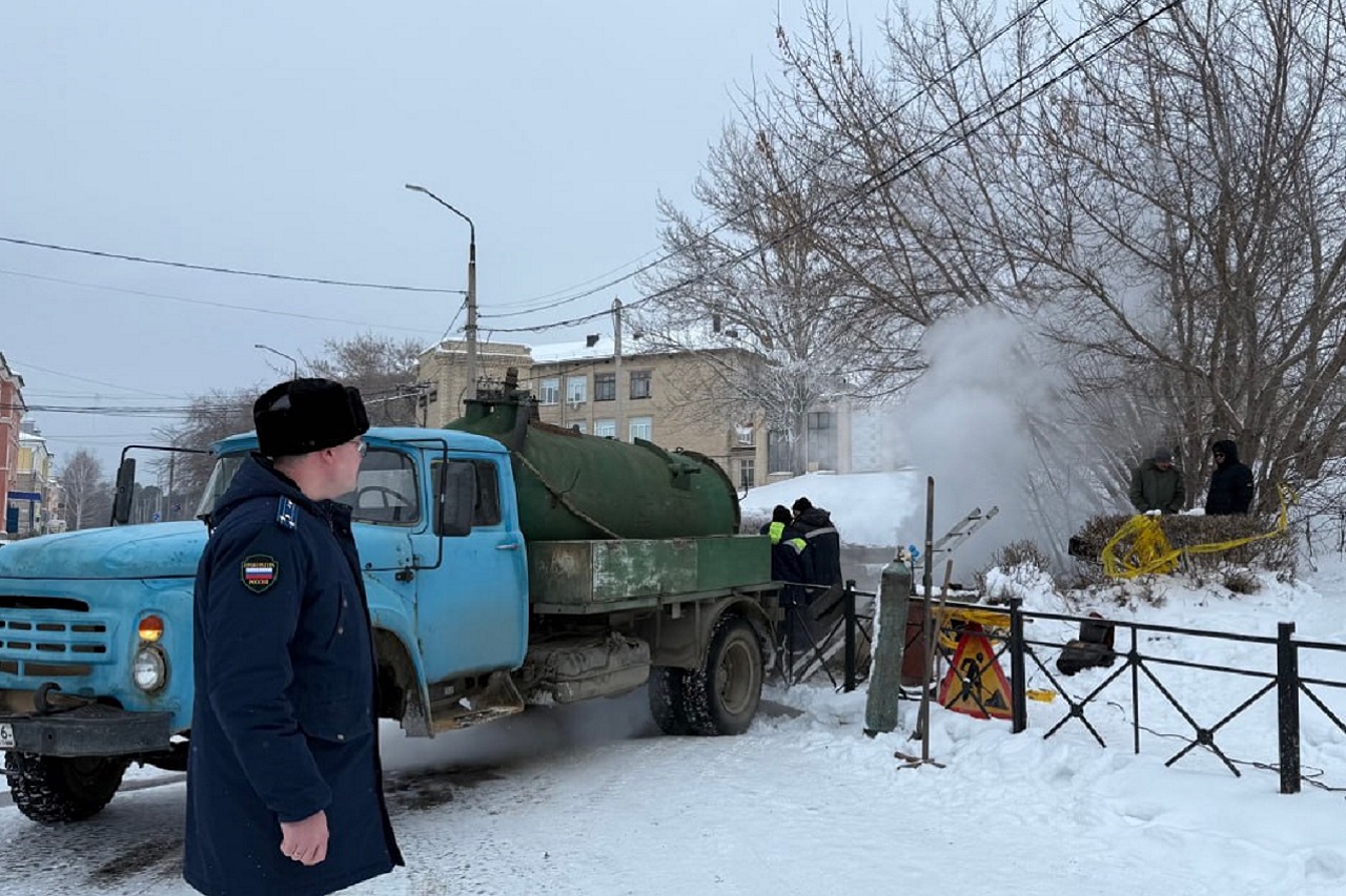 В Каслях возобновляют подачу отопления после коммунальной аварии В Каслях возобновляют подачу отопления после коммунальной аварии