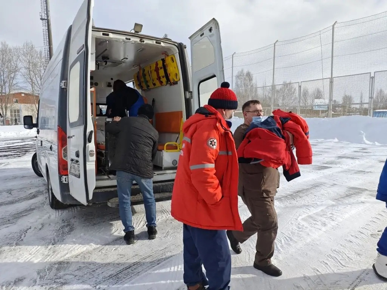 В Челябинск санавиацией доставили пострадавших в ДТП детей из Башкирии