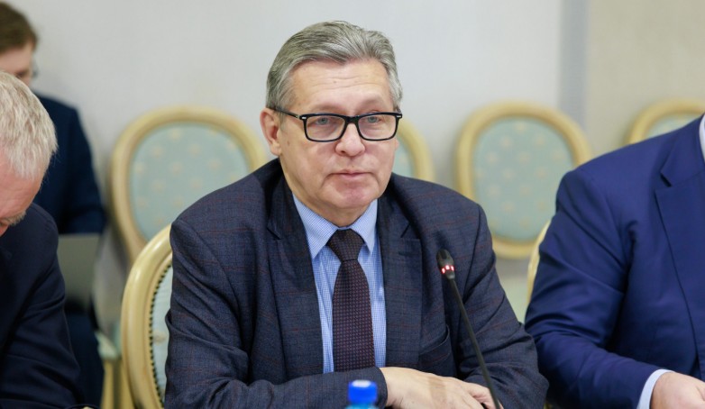 Рифат Сабитов: "Рынок труда формирует новые профессии и цифровой суверенитет страны"