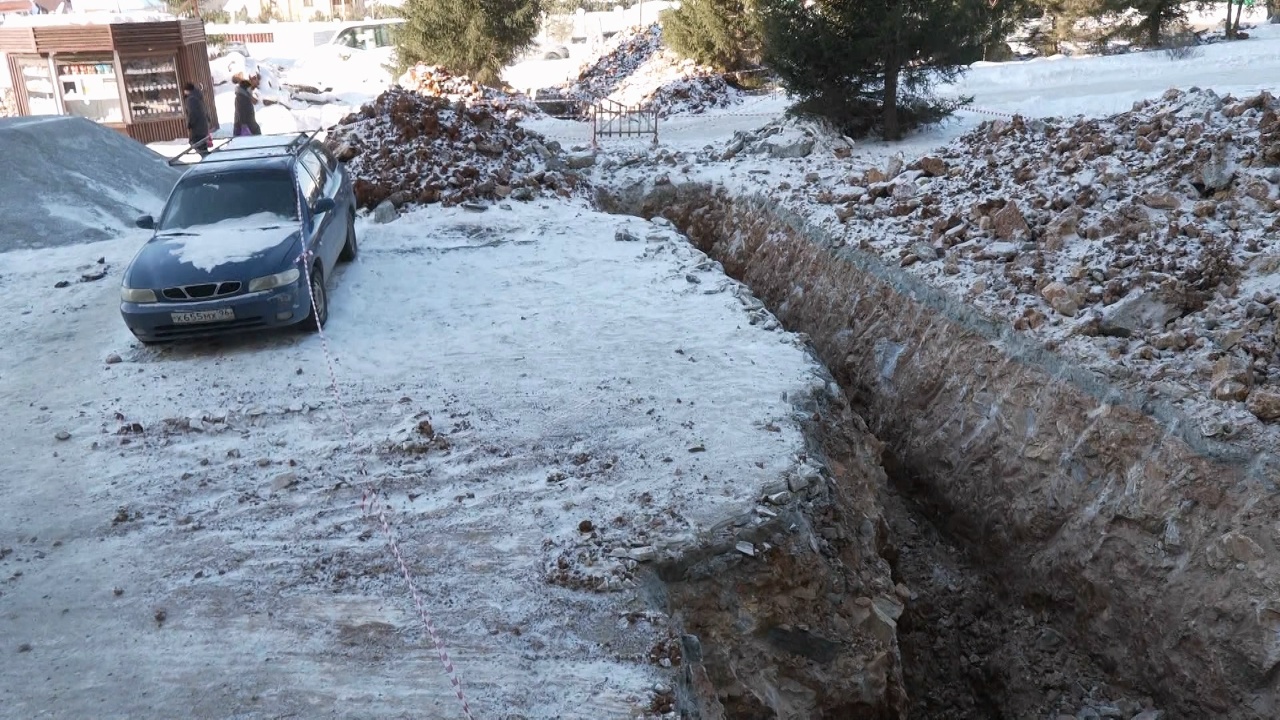 Жители Златоуста просят прокуратуру проверить стройку под окнами многоэтажки