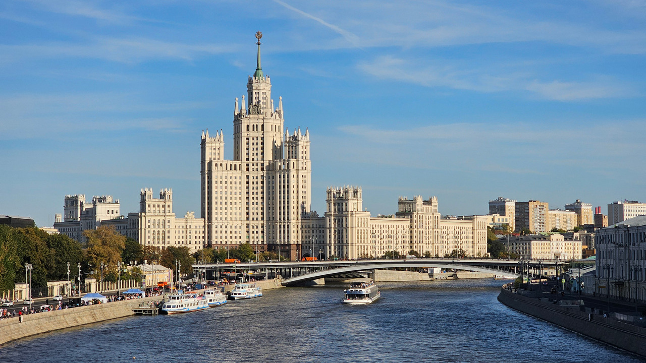 Дополнительные поезда запустят из Челябинска в Москву в майские праздники Дополнительные поезда запустят из Челябинска в Москву в майские праздники