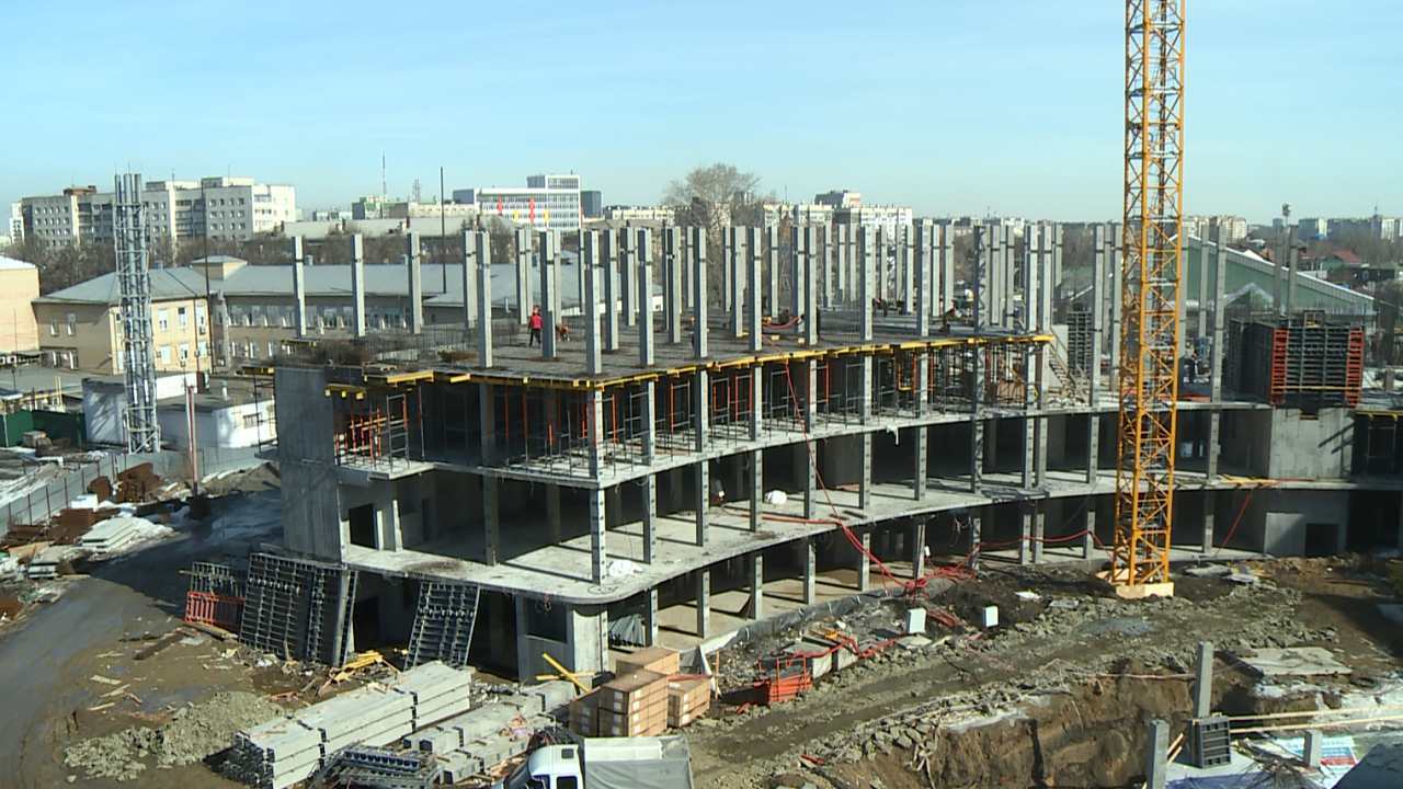 Строительство каркаса нового корпуса детской хирургии завершают в Челябинске Строительство каркаса нового корпуса детской хирургии завершают в Челябинске