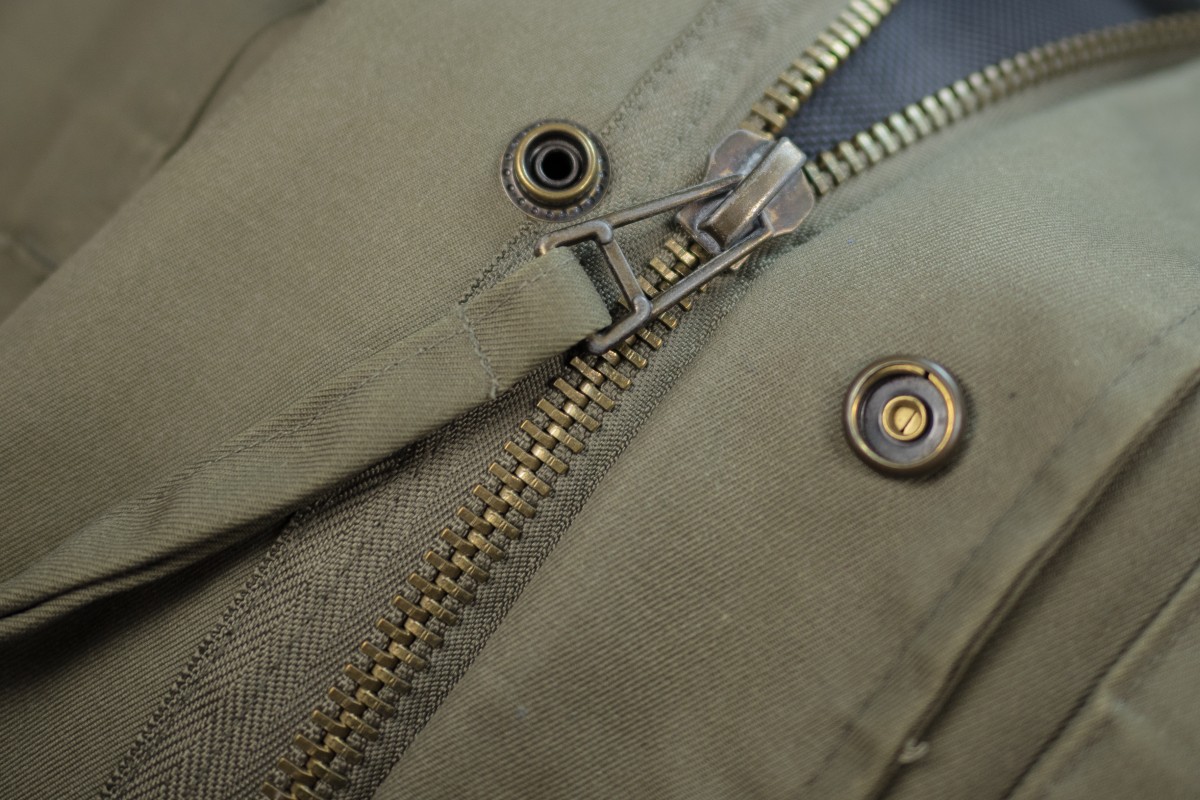 Как хранить пуховики и куртки, чтобы они не потеряли вид до следующего сезона