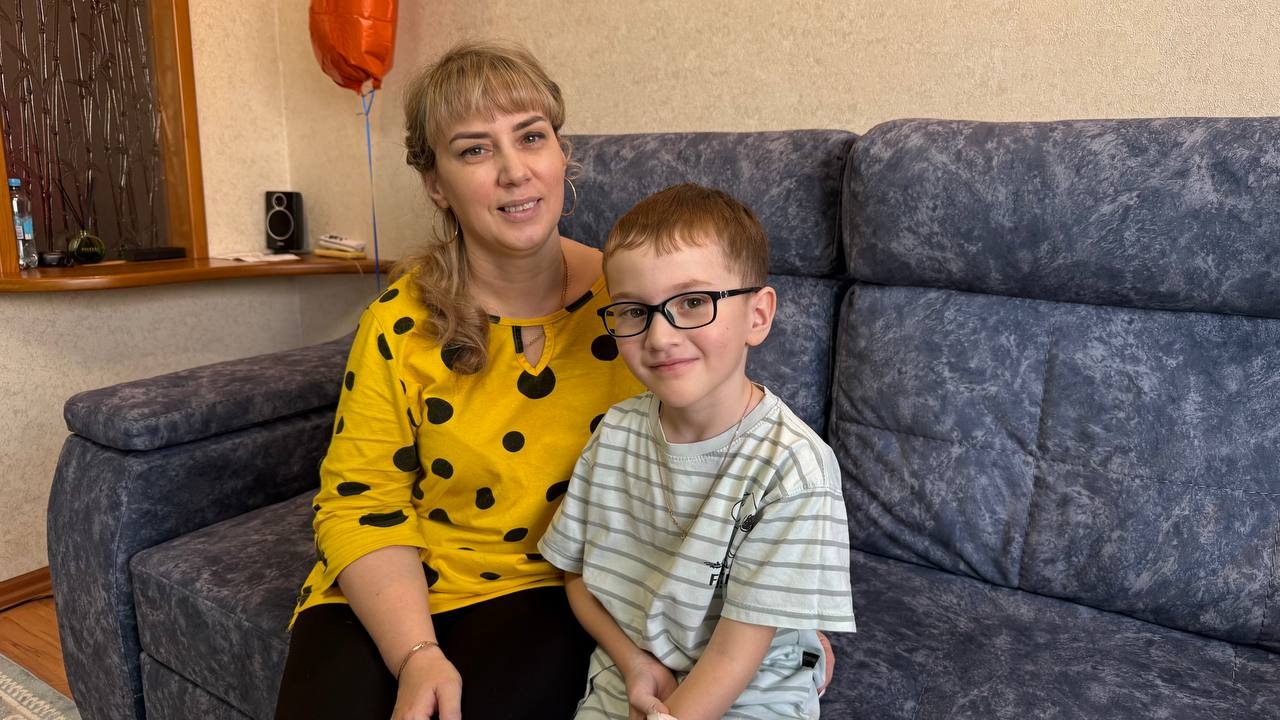 Семилетний мальчик в Челябинске борется с мочекаменной болезнью, а его мать – с системой