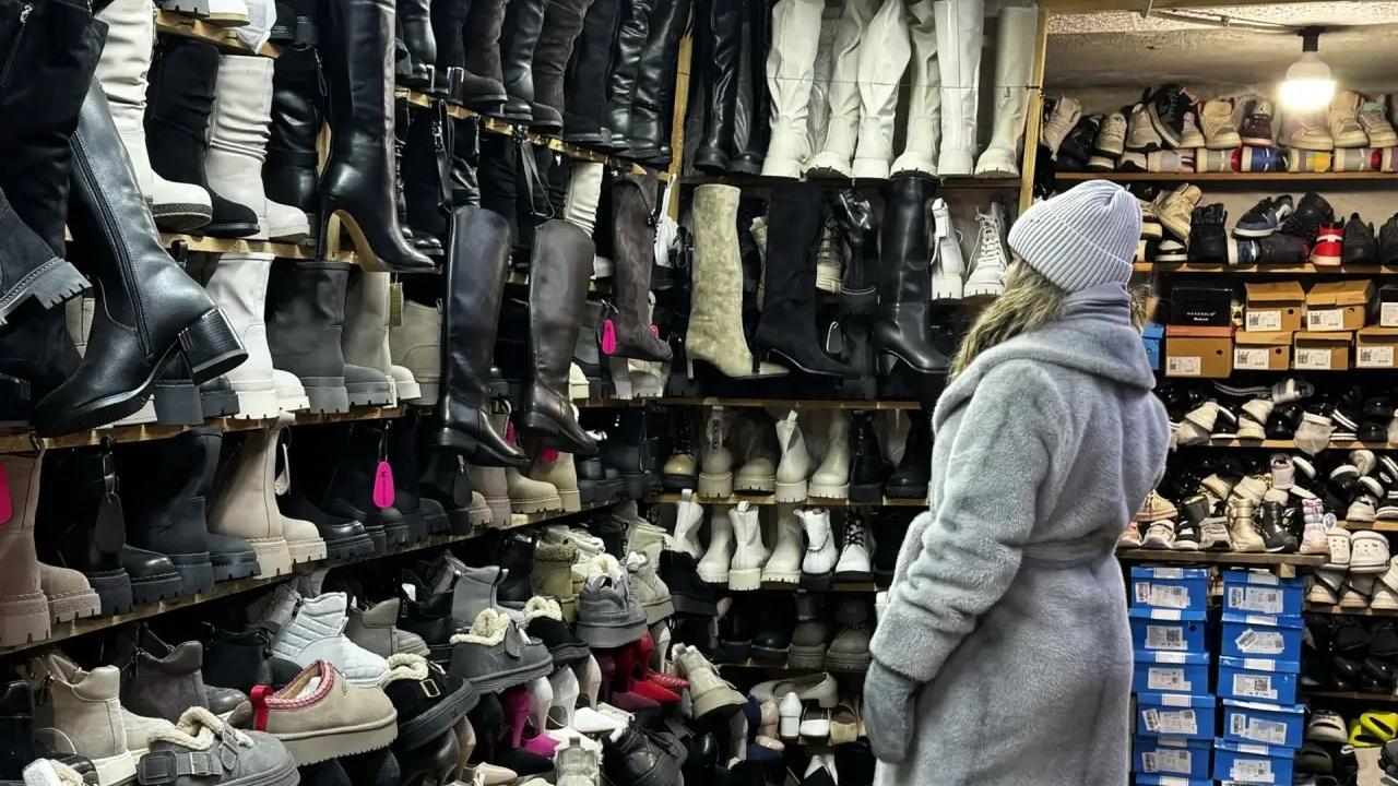 Маркетплейсы против рынков: почему пустеют торговые ряды в Челябинске Маркетплейсы против рынков: почему пустеют торговые ряды в Челябинске