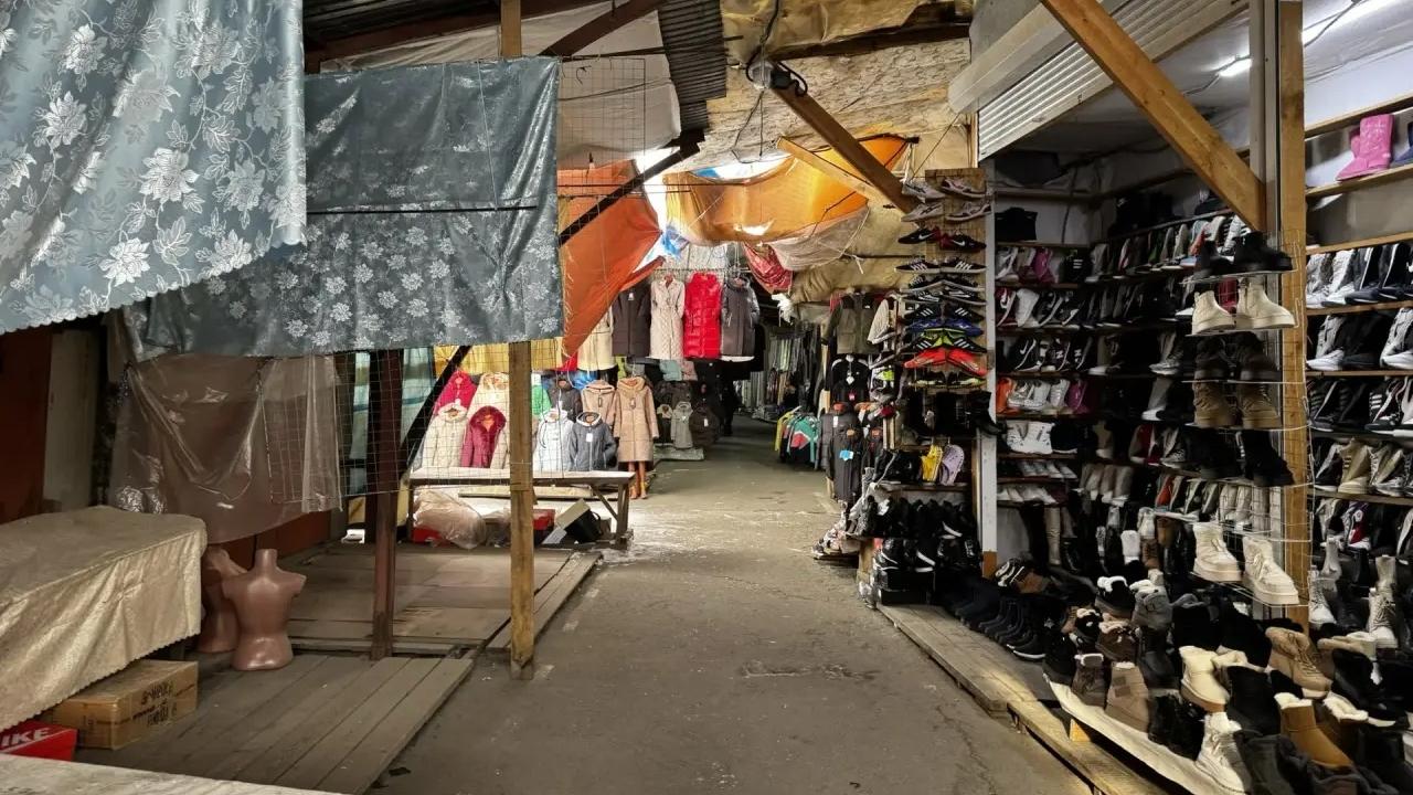 Маркетплейсы против рынков: почему пустеют торговые ряды в Челябинске Маркетплейсы против рынков: почему пустеют торговые ряды в Челябинске