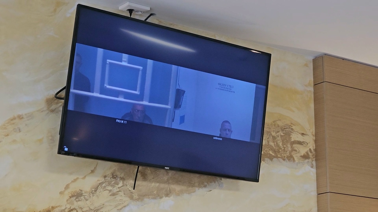 Челябинский суд приговорил к колонии карточных шулеров, которые обманывали пассажиров