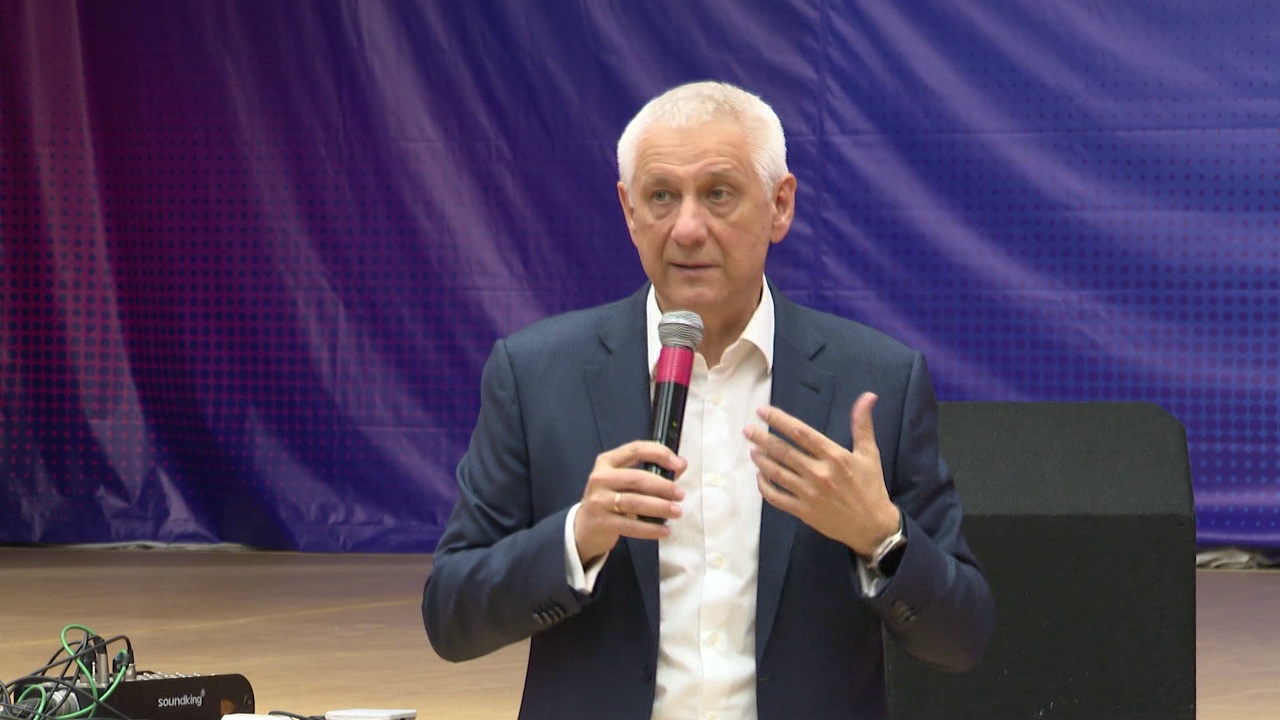 Глава Магнитогорска обсудил развитие города со студентами и педагогами МГТУ