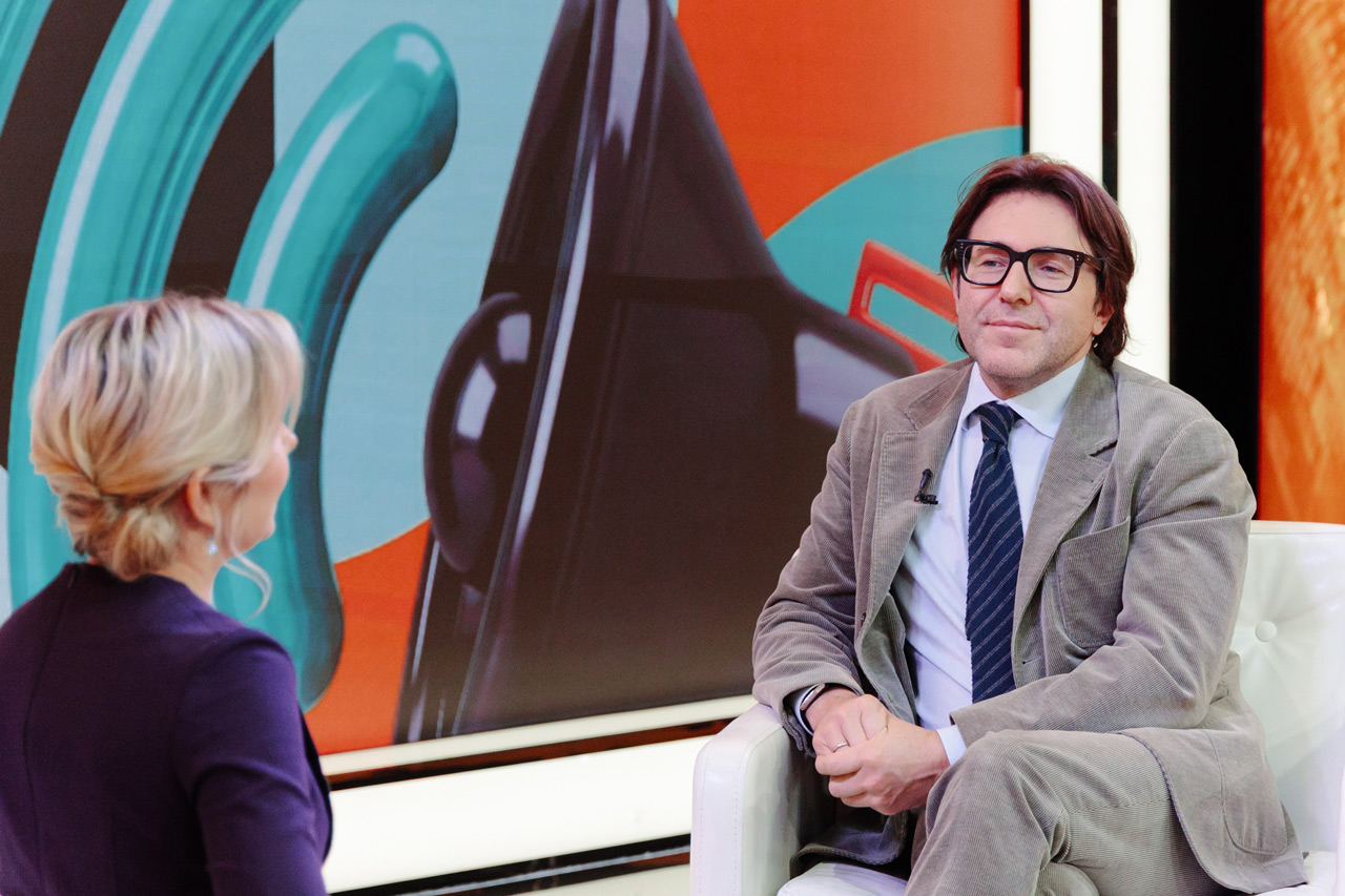 Песни от всей души: ведущий Андрей Малахов — о новой радиостанции в Челябинске