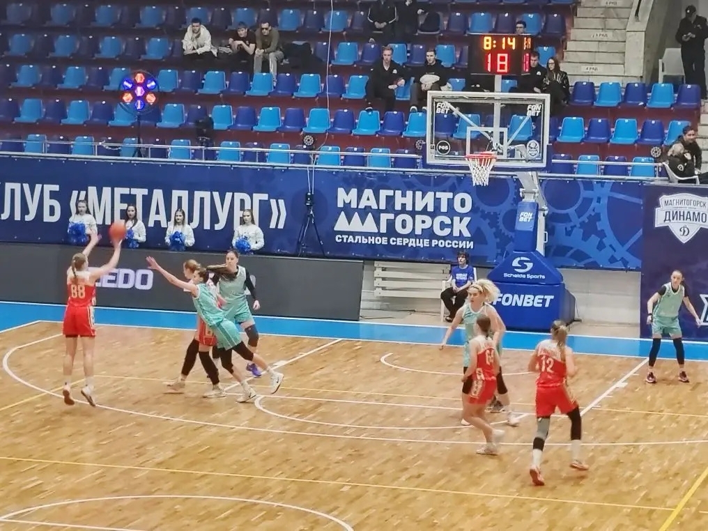 Баскетболистки "Металлурга" стали чемпионами Высшей лиги