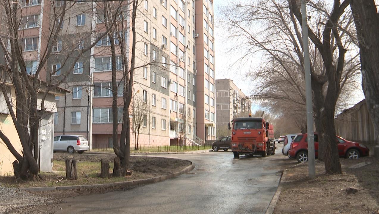 Пылесосят и моют дороги: как наводят порядок на улицах Магнитогорска