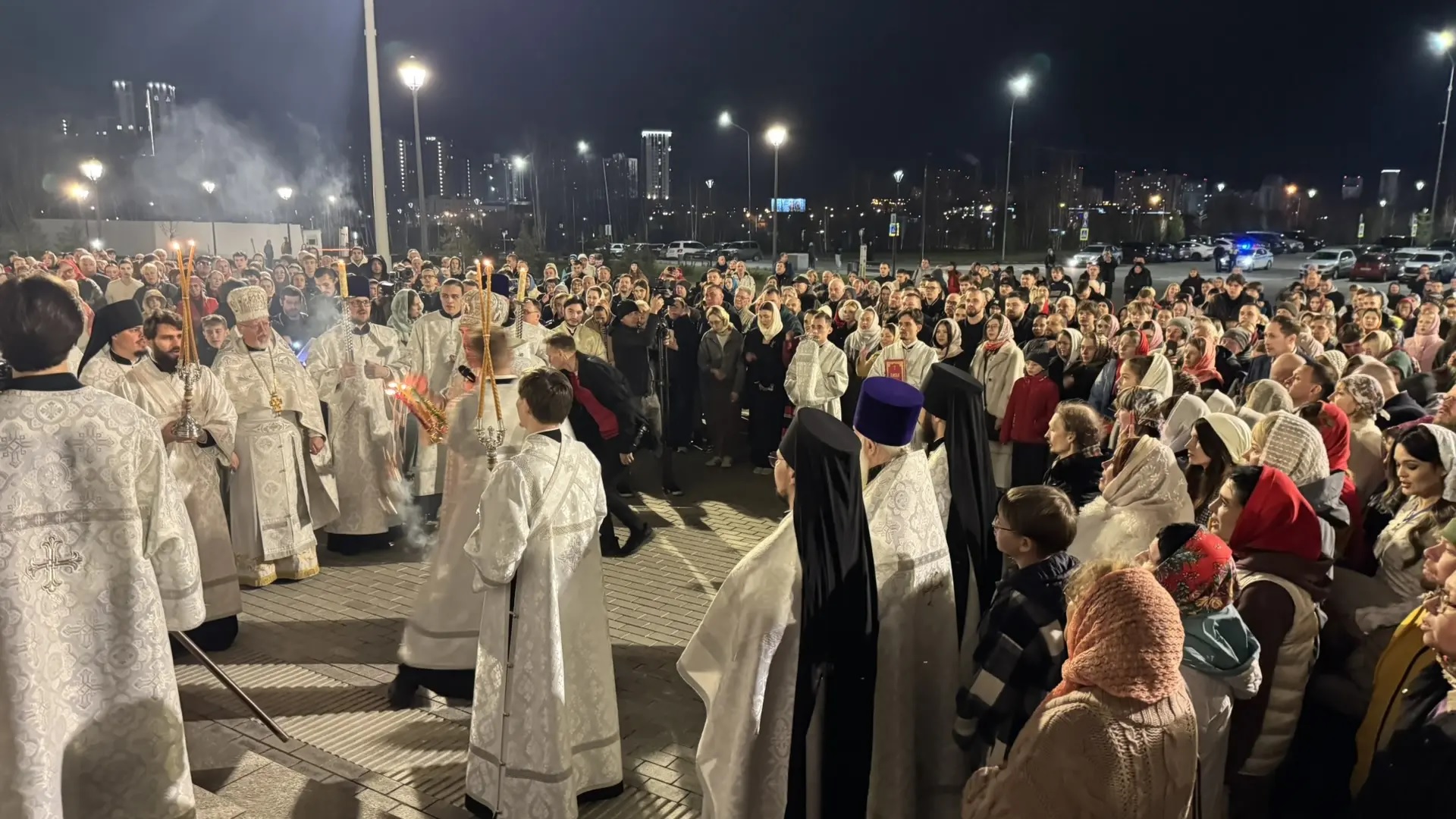 Пасхальные службы в Челябинской области посетили более 25 тысяч человек Пасхальные службы в Челябинской области посетили более 25 тысяч человек