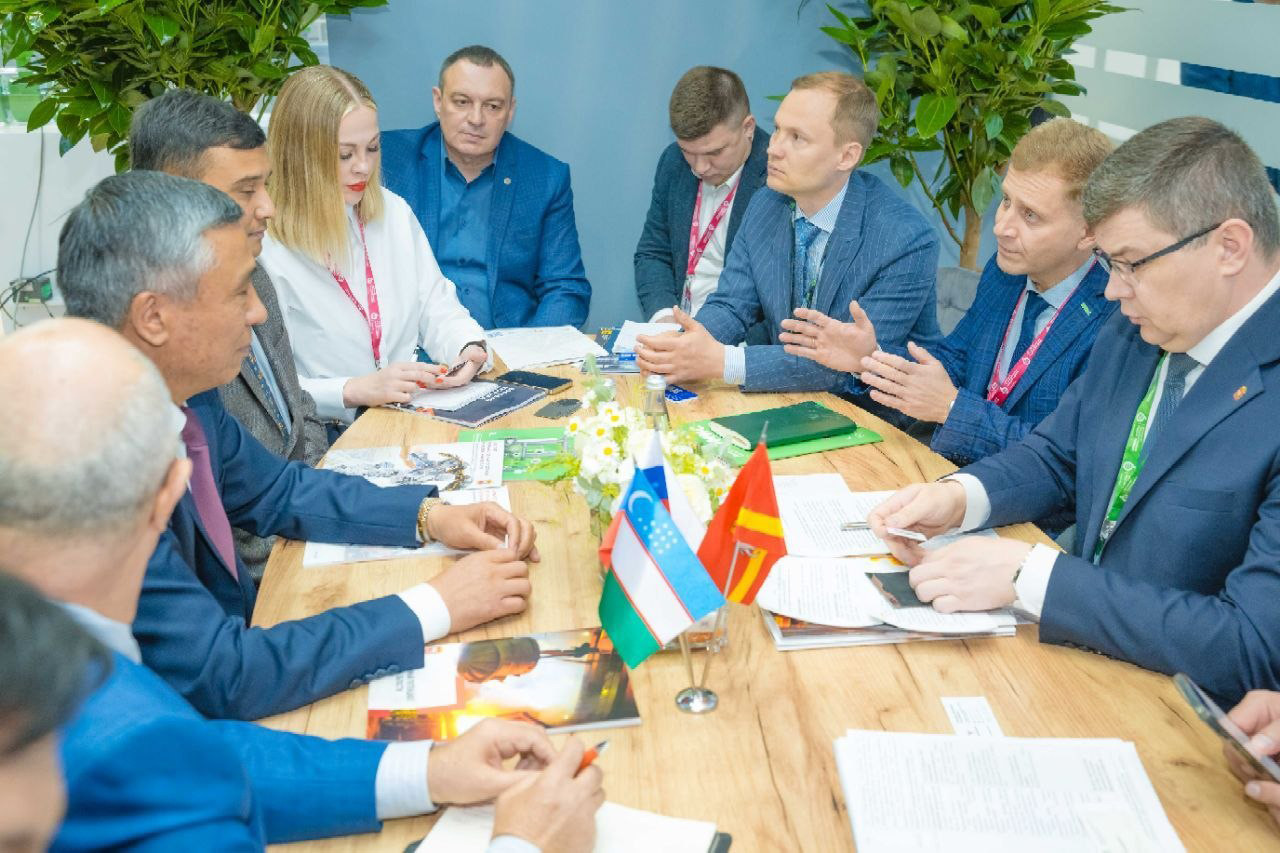 Челябинские предприятия представляют продукцию на "Иннопроме" в Узбекистане