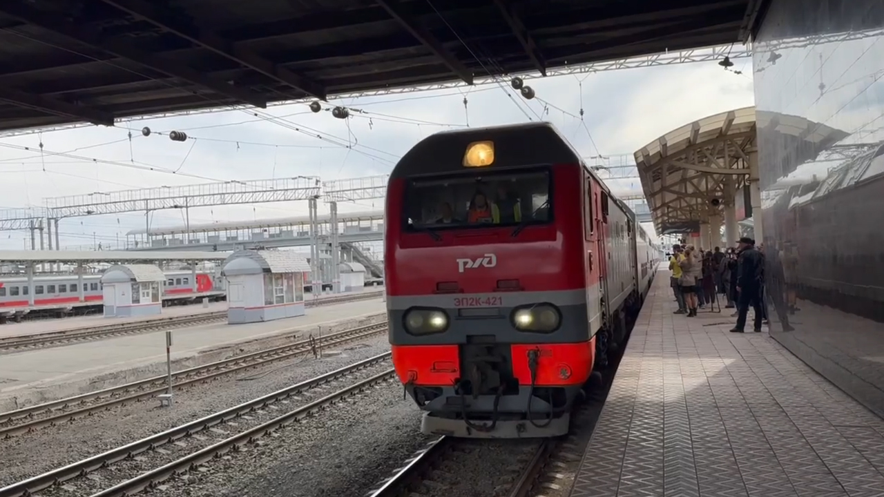 В Челябинскую область прибыли пассажиры поезда, сошедшего с рельсов под Ульяновском В Челябинскую область прибыли пассажиры поезда, сошедшего с рельсов под Ульяновском