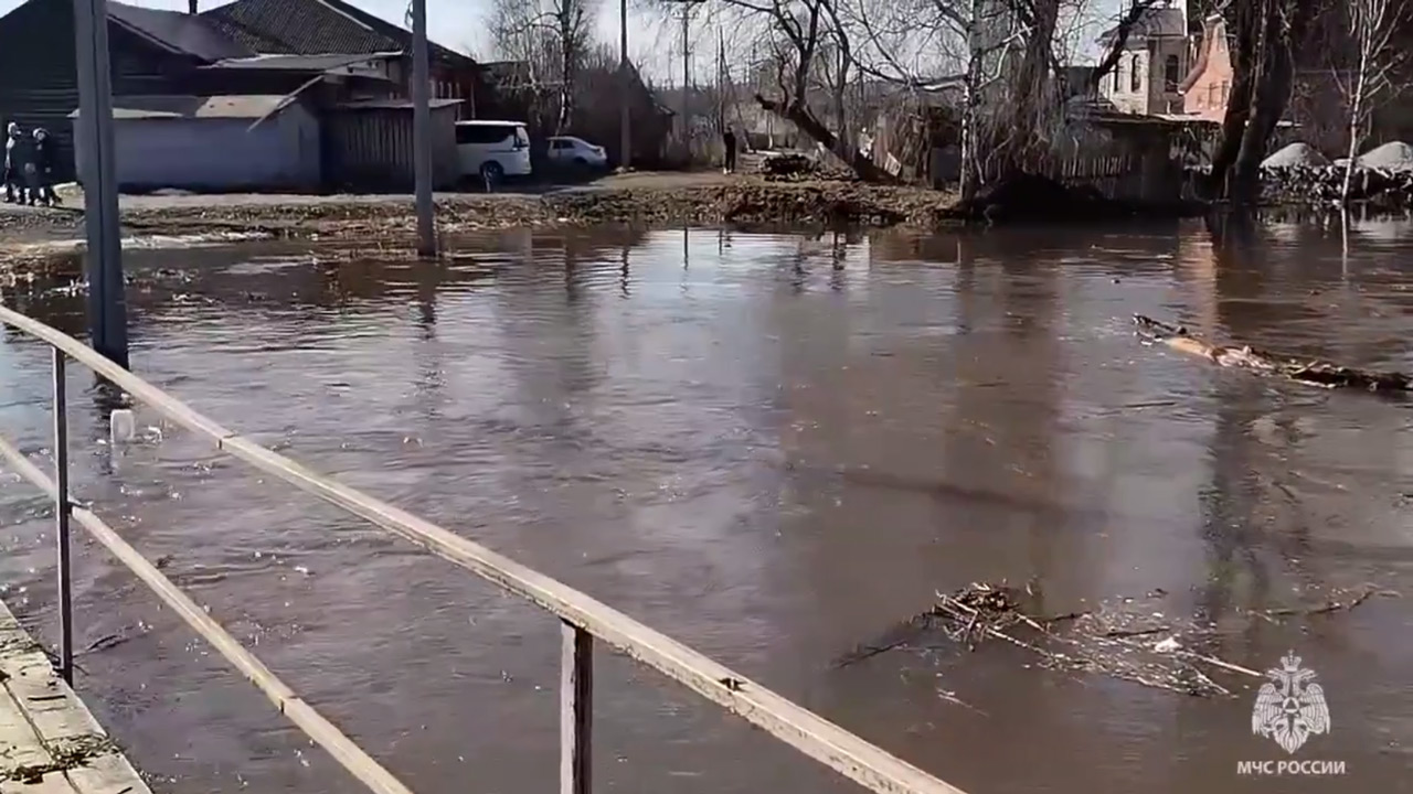 Более 20 приусадебных участков подтопило в Верхнем Уфалее