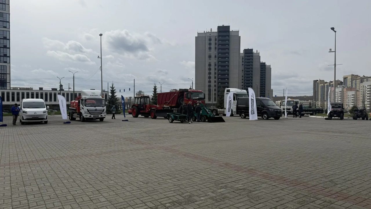 Передовые разработки представляют на форуме-выставке "ДорСтройЭкспо" в Челябинске